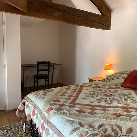 Townhouse 26 Chambres D'Hotes Civray Hotel 외부 사진