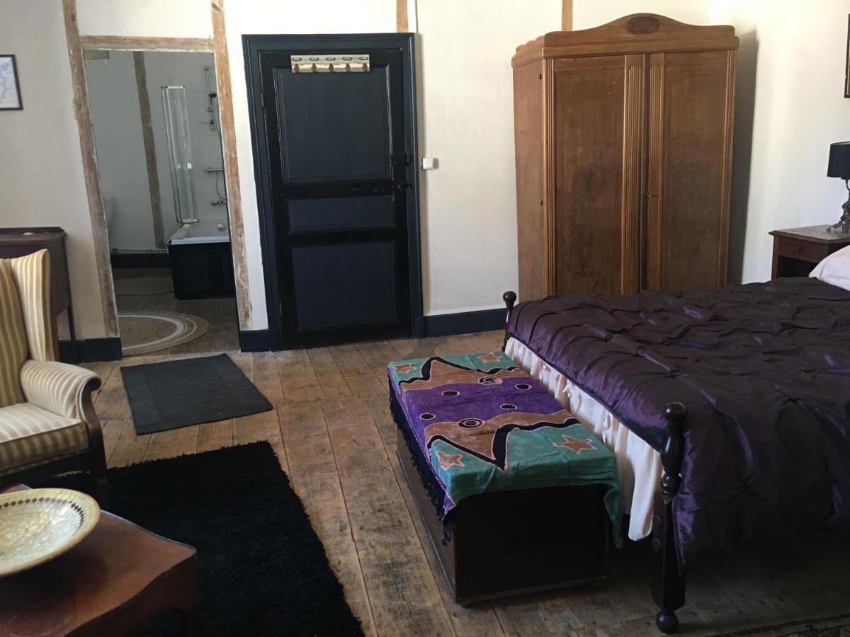 Townhouse 26 Chambres D'Hotes Civray Hotel 외부 사진